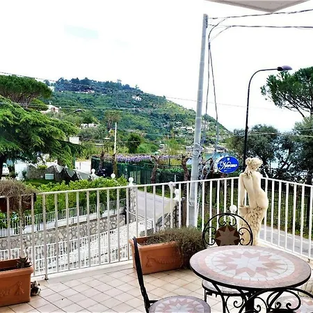 Pensión Nerano Suites