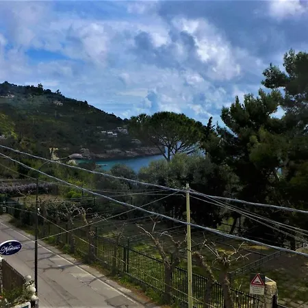 Nerano Suites Pensión