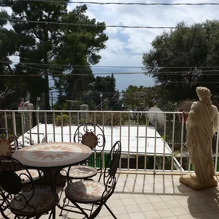 Pensión Nerano Suites