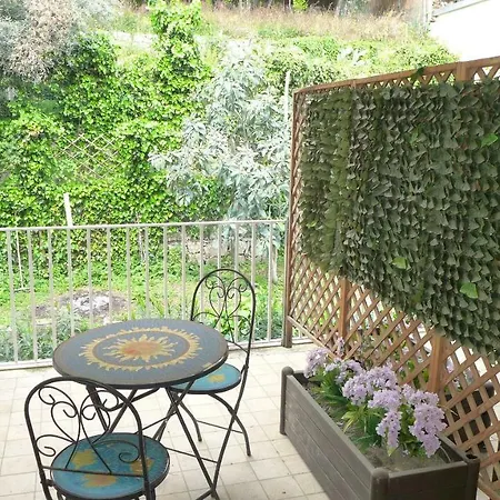 Pensión Nerano Suites *