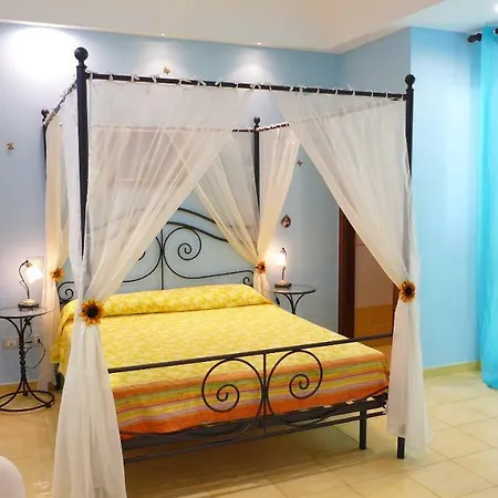 Pensión Nerano Suites *